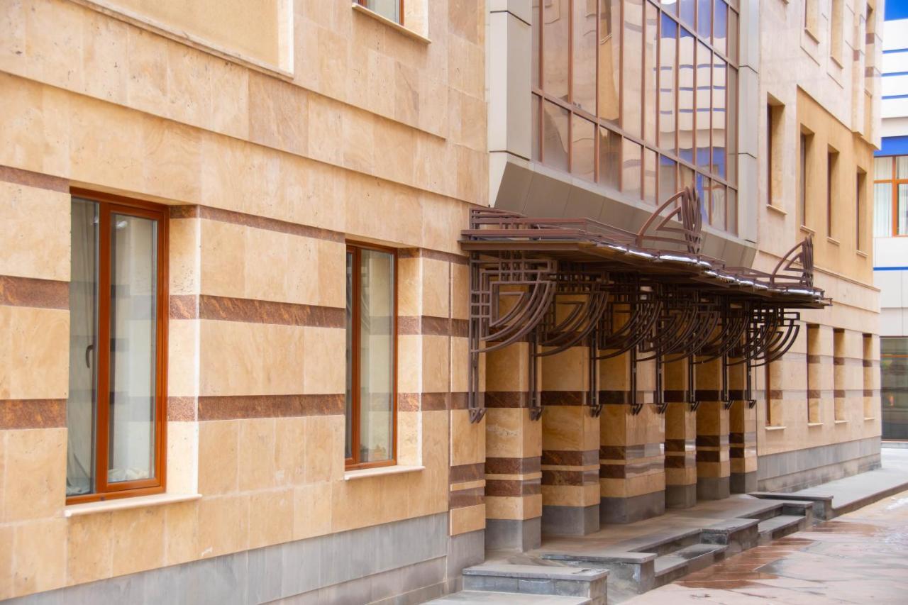Olympavan Hotel Yerevan Exterior foto