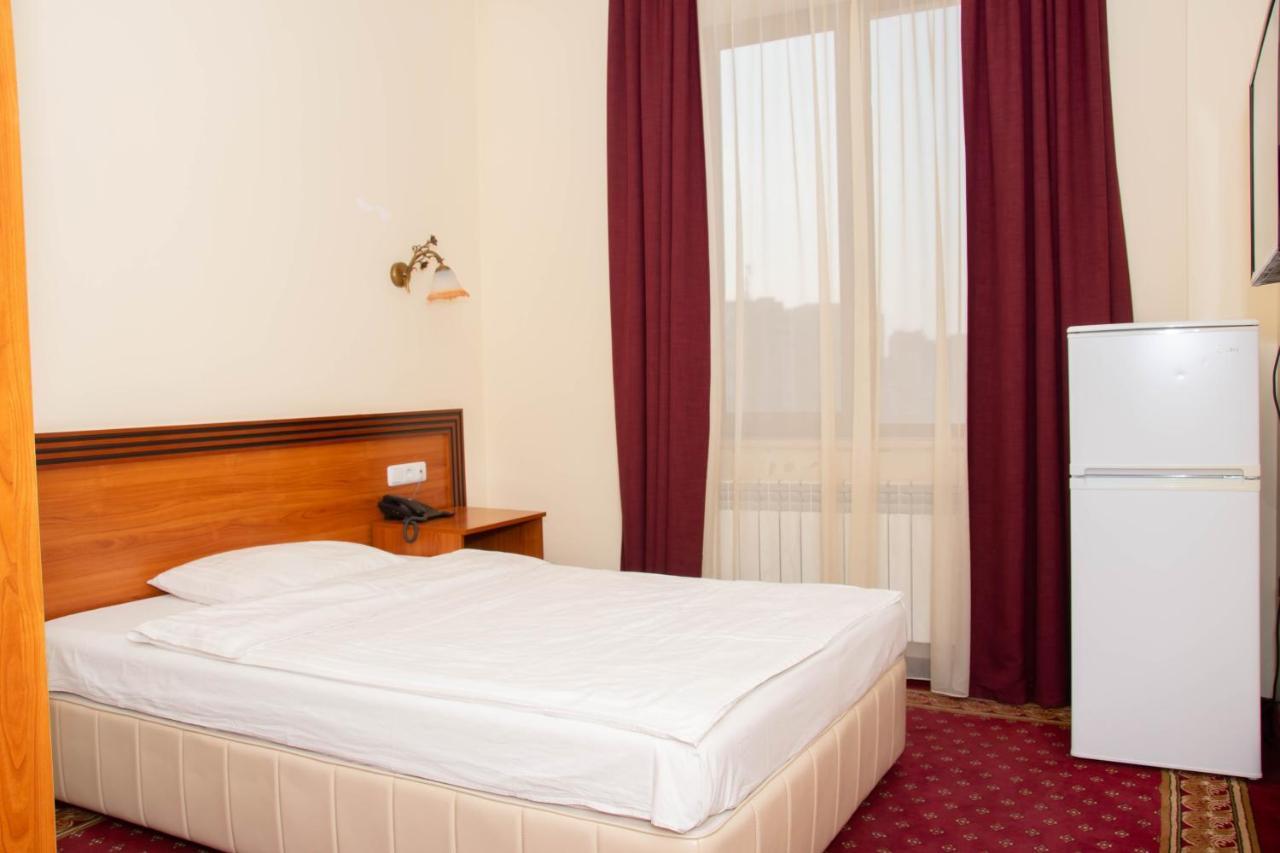 Olympavan Hotel Yerevan Exterior foto