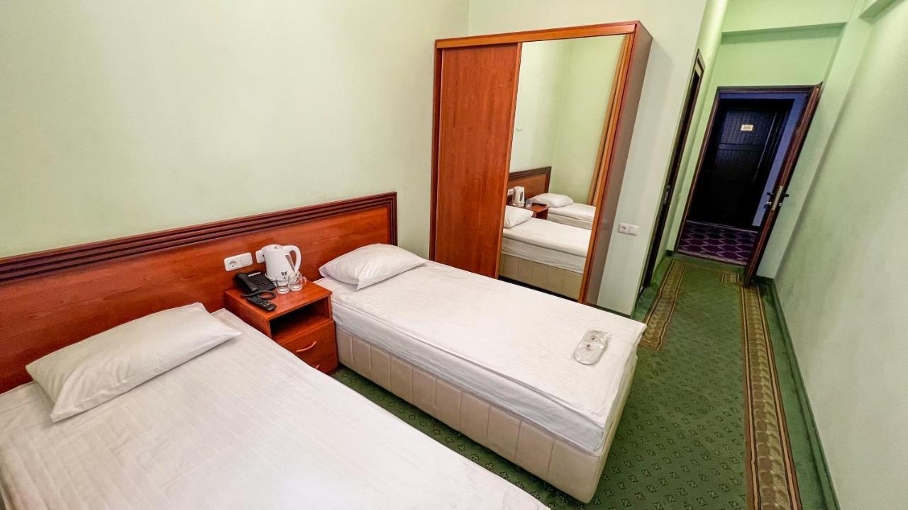 Olympavan Hotel Yerevan Exterior foto
